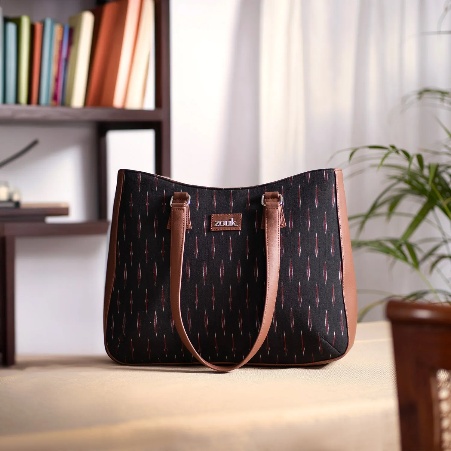 Ikat GreRed Getaway Tote Bag