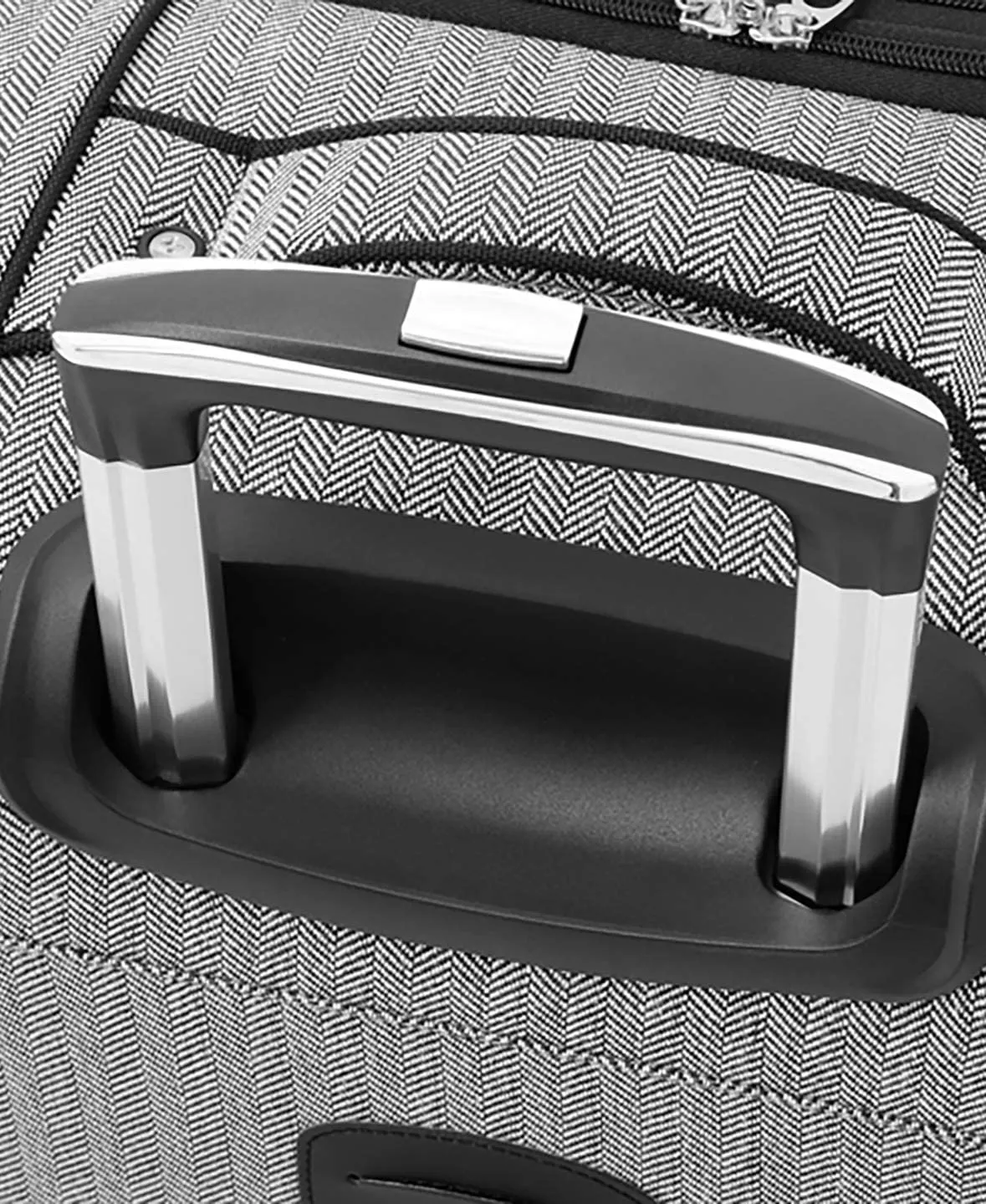 Newcastle Softside 24" Medium Checked Luggage