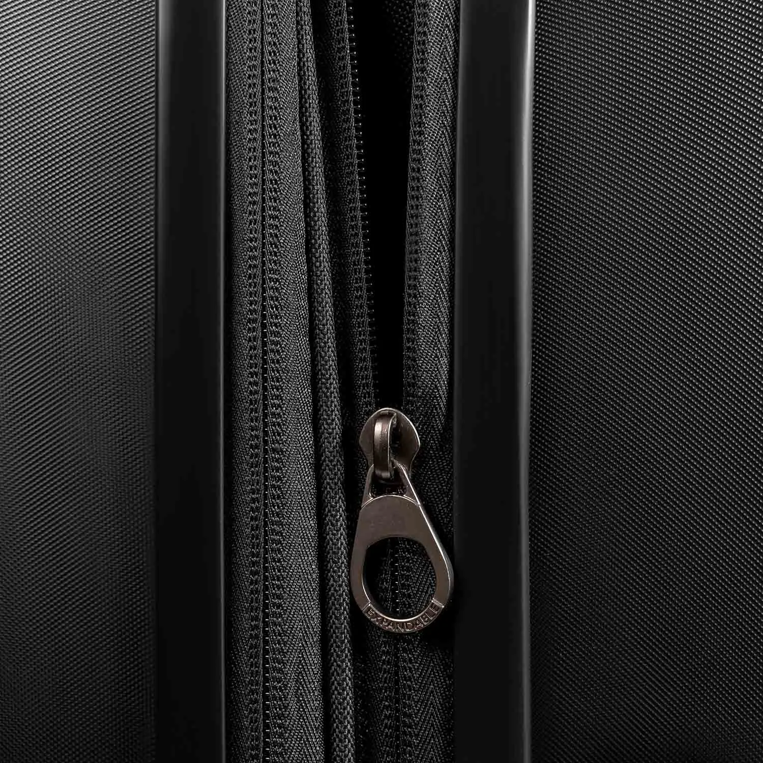 Tech / 2-Piece Luggage Set